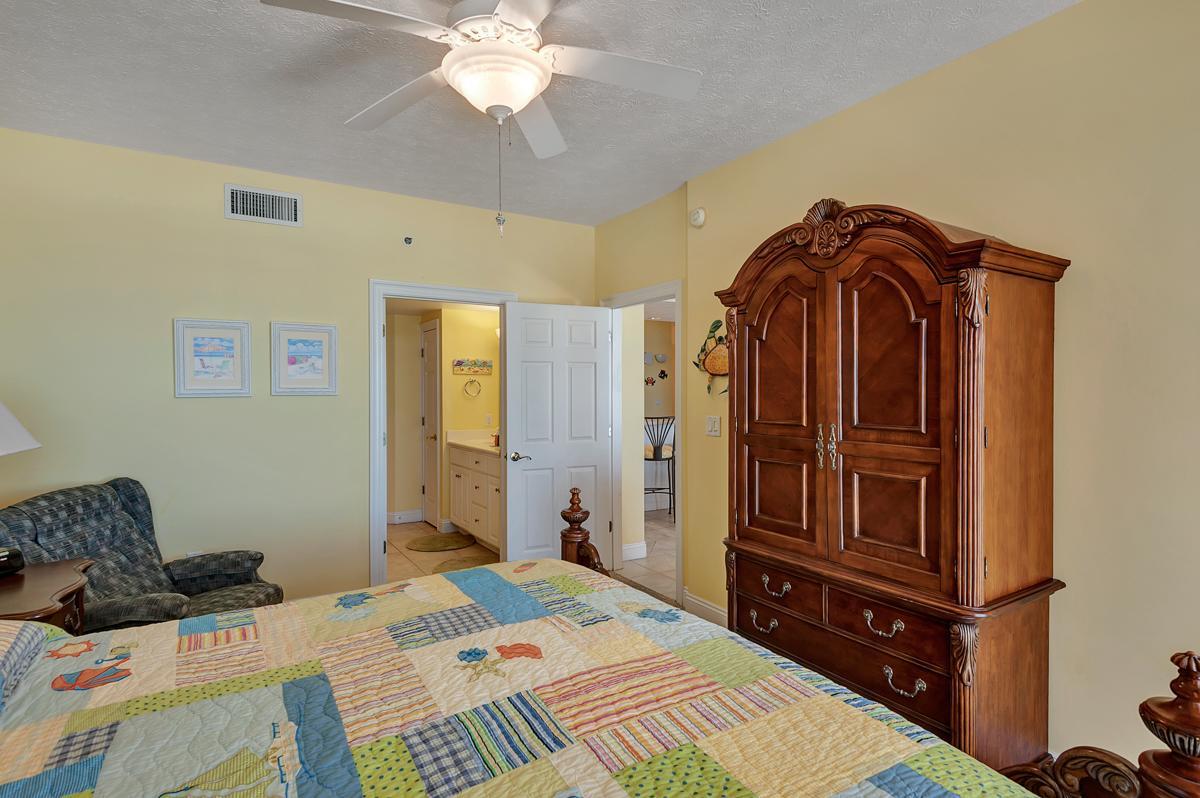 Oceanfront With Spacious Balcony - Unit 0306